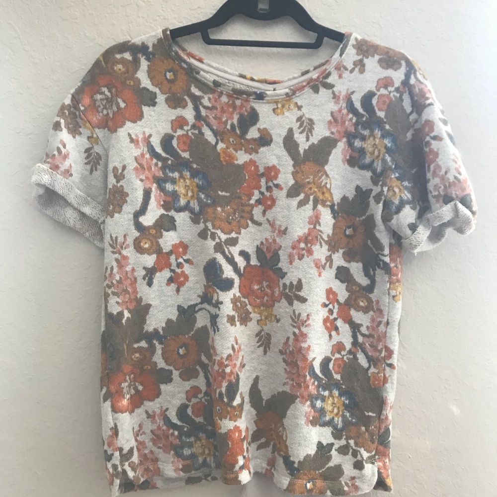 🌟🌟🍃🍁Anthropologie Sweatshirt Tee🍂🍃